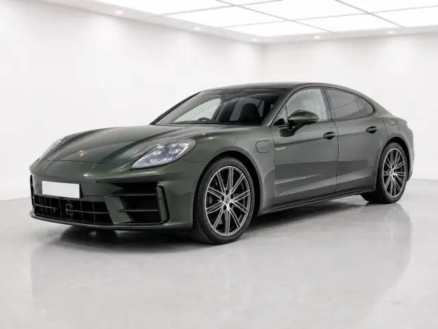 2026 Porsche Panamera 4 E-Hybrid PDK photographed from the front-left in the K-CARS showroom